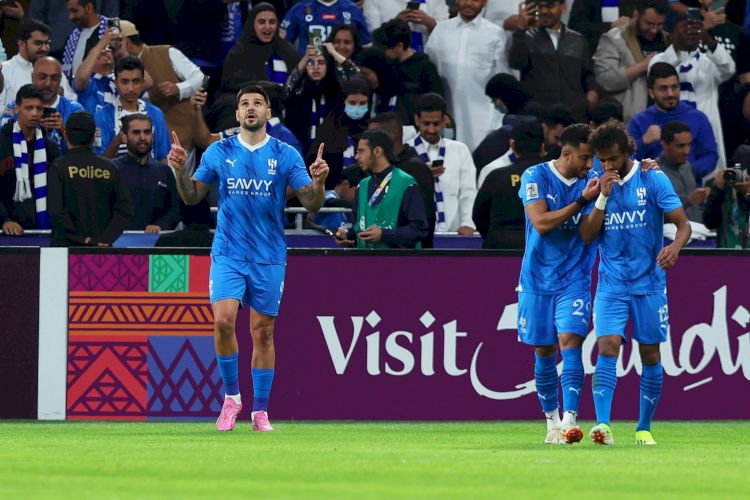 مدافع سرشناس الهلال، دیدار مقابل پرسپولیس را از دست داد!