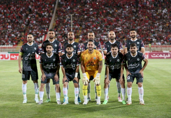 ذوب آهن با یک غایب مقابل پرسپولیس