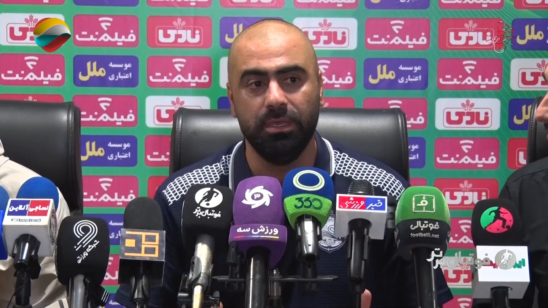 مشکلات هواداران مهمان و توقف بازی نساجی و ملوان