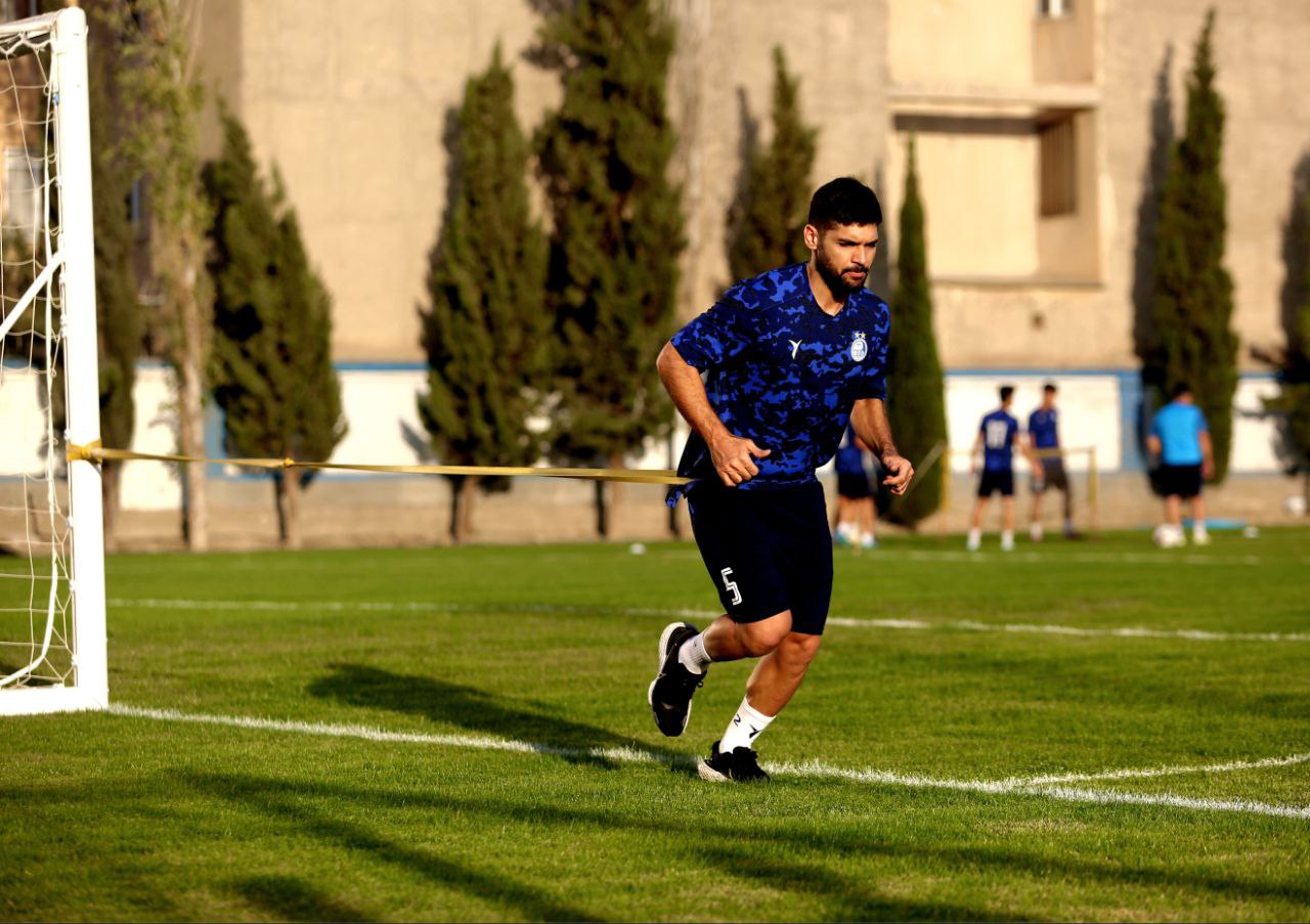 یک استقلالی دیگر به نساجی می‌رود؟