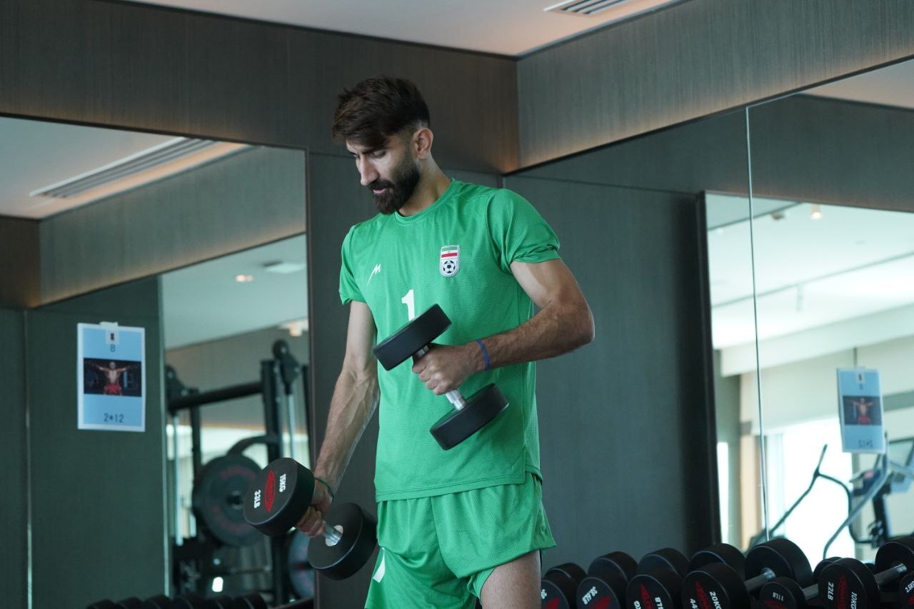 شوخی عجیب بیرانوند با ستاره استقلال! + عکس