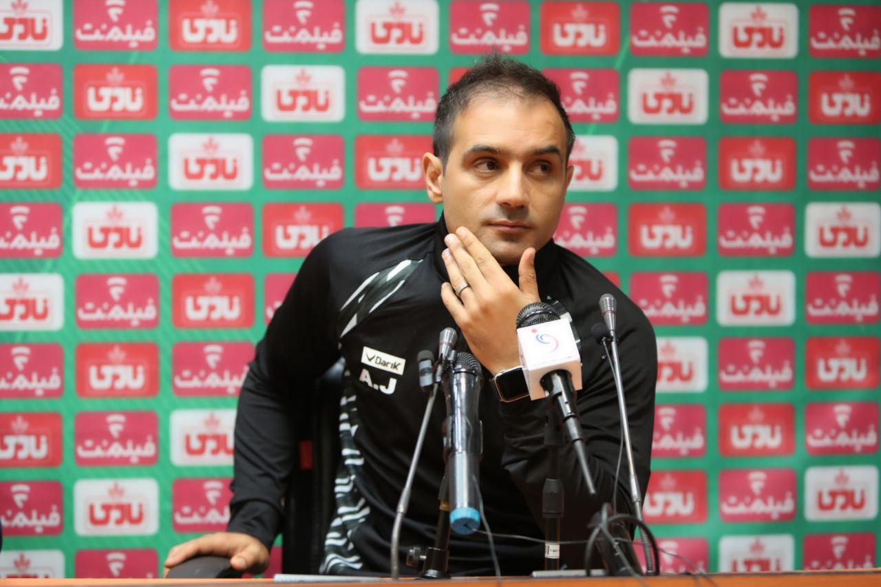 مدیر سپاهان: لیگِ سخت و فشرده؛ قهرمان امسال کم‌امتیاز خواهد بود