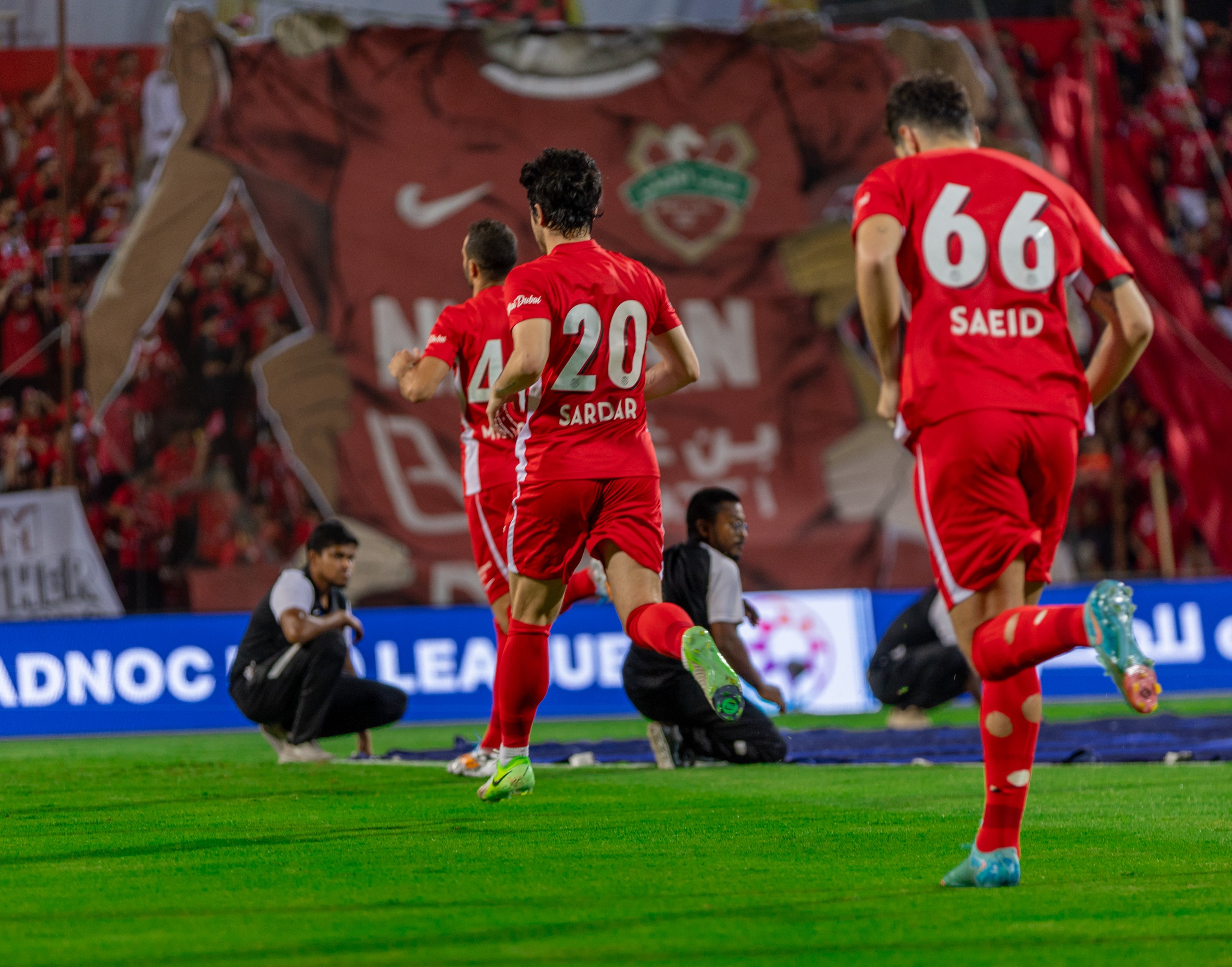 صدرنشینی شباب الاهلی در شب گلزنی و اخراج سردار