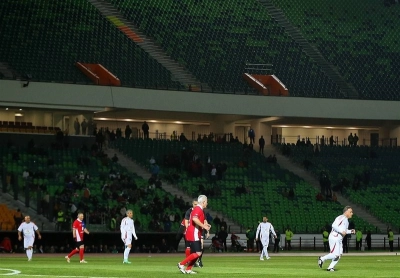 منتخب ۹۸ ۶-۴ منتخب سرخابی؛ رونمایی از ورزشگاه آزادی