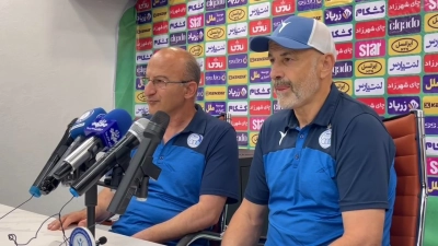 صحبتهای میودراگ بوژوویچ در نشست خبری پس از بازی استقلال و گل‌گهر