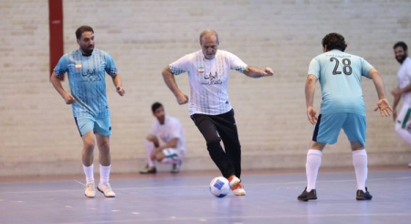 رئیس‌جمهور فوتبالیست شد