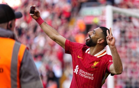 محمد صلاح بهترین گلزن خارجی لیگ برتر انگلیس شد + عکس
