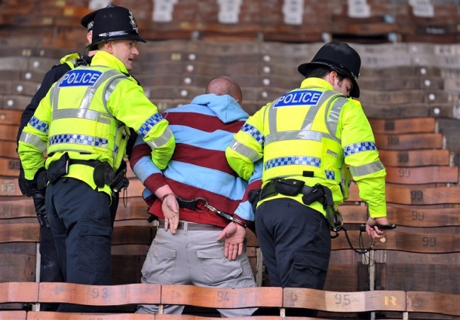 رده‌بندی تیم‌های انگلیسی با بیشترین تعداد هوادار خلافکار