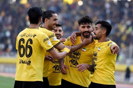 واکنش کنایه‌آمیز محمد دانشگر به حکم جلب + عکس