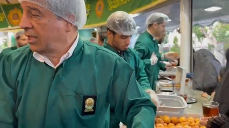 حضور هادی عامل و کشتی‌گیران در مشهد مقدس