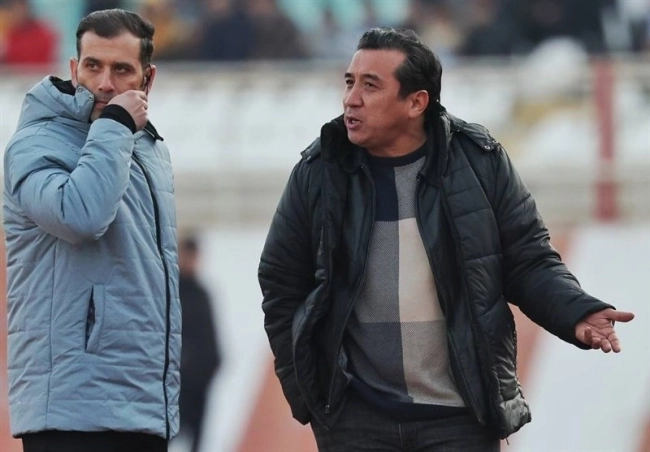 واکنش خداداد عزیزی به قهرمانی دراماتیک تراکتور در سوپرجام + عکس