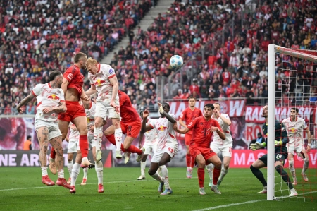 لایپزیش 3 - 3 بایرن مونیخ؛ باواریایی‌ها برای قهرمانی چند ثانیه کم آوردند