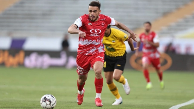 احتمال جدایی اوستون اورونوف از پرسپولیس