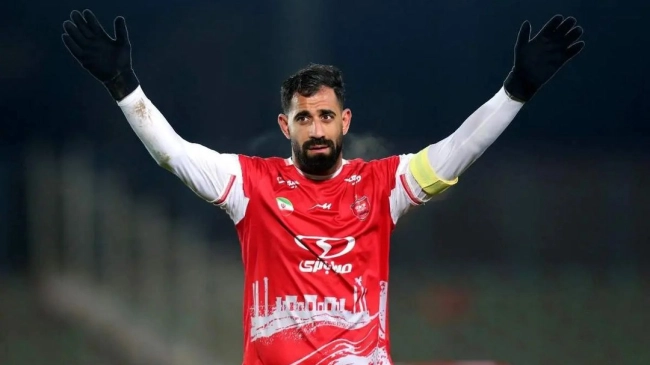 مانور پرسپولیس برای حفظ مدافع ملی‌پوش