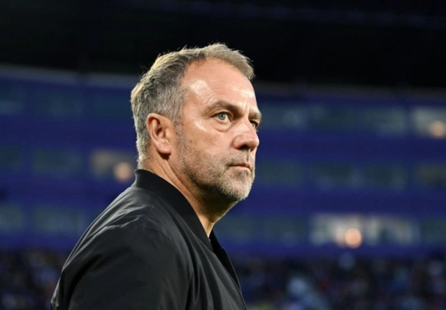 فلیک: به بازیکنانم گفتم در رختکن جشن قهرمانی بگیرند