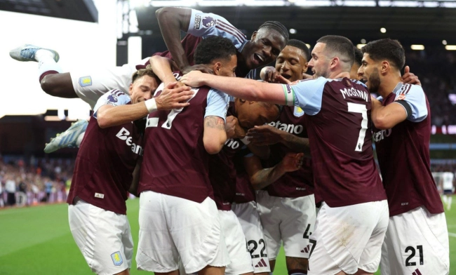 استون‌ویلا ۲-۰ تاتنهام؛ گام بلند امری برای لیگ قهرمانان