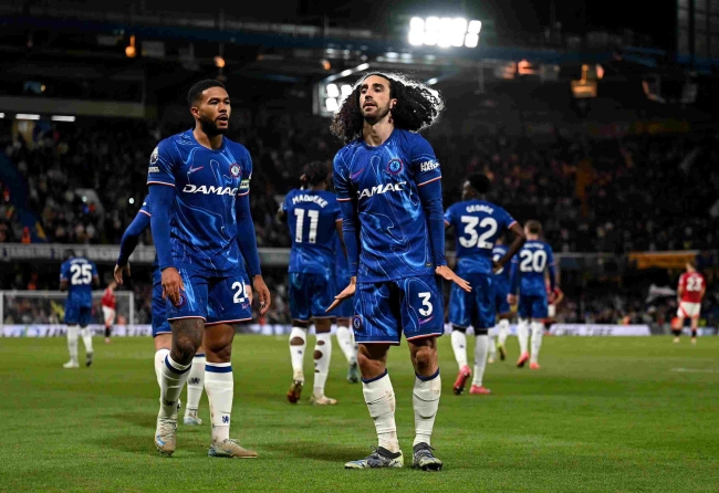 چلسی ۱-۰ منچستریونایتد؛ بازگشت شیرهای لندن به منطقه امن