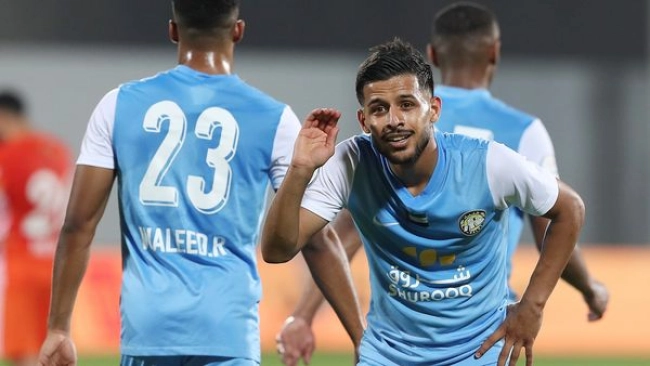 جایزه بزرگ امارات در مشت مهاجم تیم ملی ایران