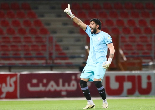 نامه گل‌گهر به فدراسیون: تکلیف فرعباسی را مشخص کنید؛ او دو اخطاره است