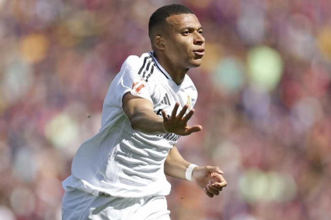 رسمی؛ کیلیان امباپه بهترین بازیکن رئال مادرید در فصل ۲۵-۲۰۲۴ + عکس