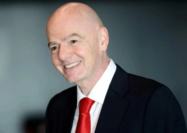 پیام تبریک رئیس فیفا برای قهرمانی تراکتور