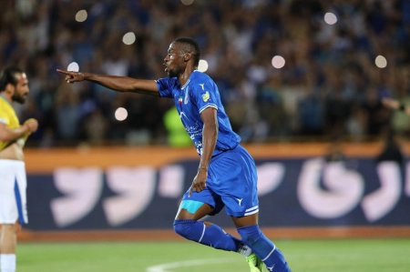 خلاصه بازی استقلال 2-0 صنعت نفت آبادان