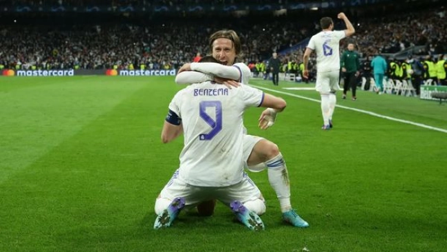 خاطره فراموش‌نشدنی اسطوره رئال در برنابئو