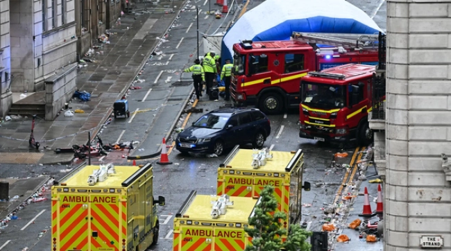 نجات معجزه‌آسای یک نوزاد در حادثه خونین جشن لیورپول