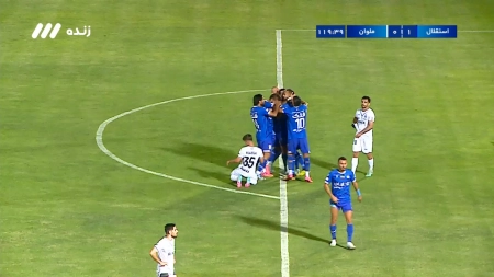 گل اول استقلال به ملوان توسط روزبه چشمی در دقیقه 120