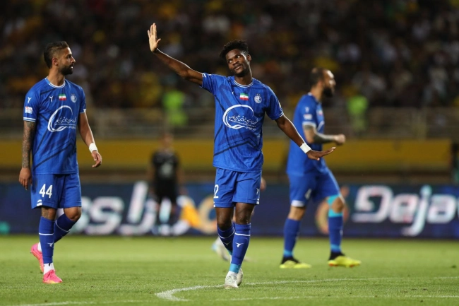 امضای اندونگ پای قهرمانی استقلال!