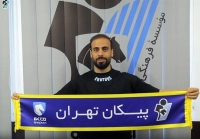 محسن آذرباد به پیکان پیوست؛ تقویت خط میانی خودروسازان