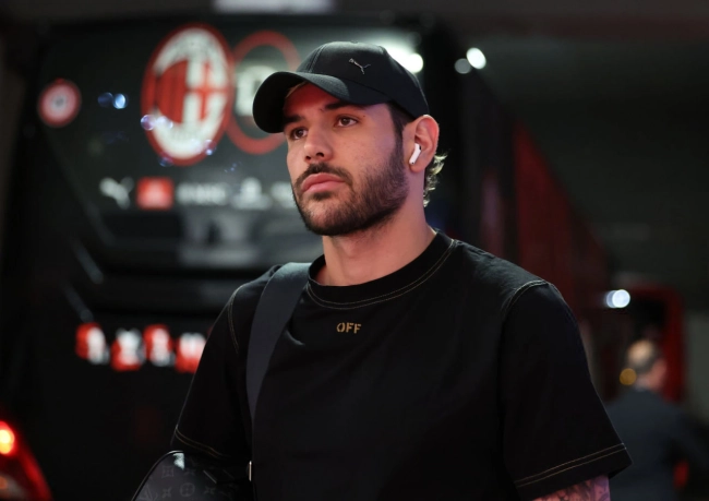 پایان یک دوران پرفراز و نشیب؛ تئو هرناندز در آستانهٔ جدایی از میلان