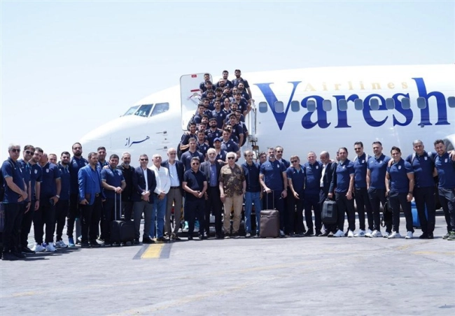 ملی پوشان فوتبال عازم قطر شدند