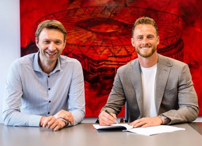 انتقال مارک فلکن به لورکوزن قطعی شد