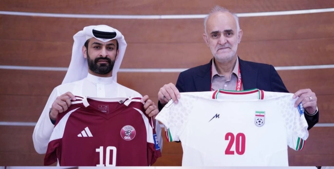 رونمایی از پیراهن ایران و قطر برای دیدار فردا