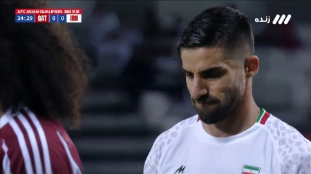 اخراج میلاد محمدی مقابل قطر با دریافت کارت زرد دوم