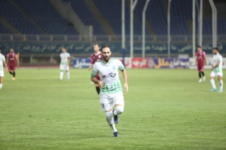 رسمی؛ قرارداد کاپیتان خیبر خرم آباد تمدید شد + عکس