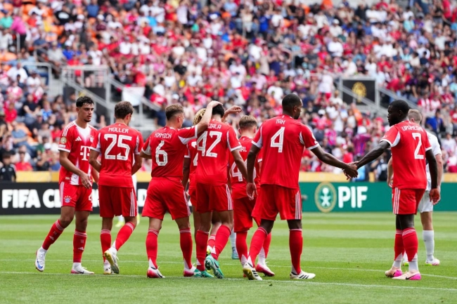 بایرن‌مونیخ ۱۰-۰ اوکلندسیتی؛ آتش‌بازی بایرنی‌ها در نخستین گام