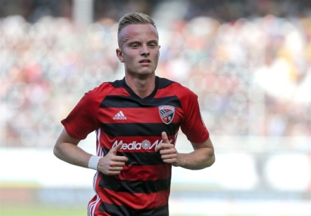 حضور مدافع سوئیسی در پرسپولیس منتفی شد