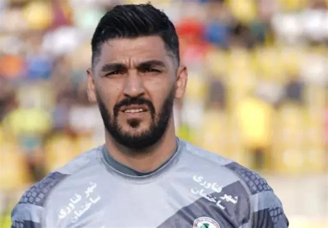 داوود نوشی‌ صوفیانی یک فصل دیگر در ذوب آهن