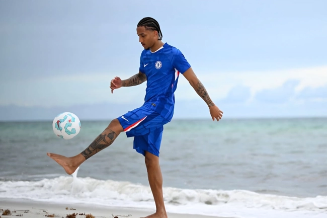 رسمی: ژائو پدرو با قراردادی ۷ ساله آبی‌پوش شد!