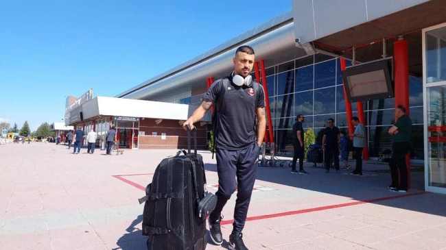 پرسپولیس به ترکیه رسید؛ آغاز تمرینات از فردا