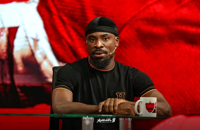 سرژ اوریه: غذا هم نداشته باشم به تیم رقیب نمی‌روم!/ فکر می‌کردم جو هواداران پرسپولیس شایعه باشد