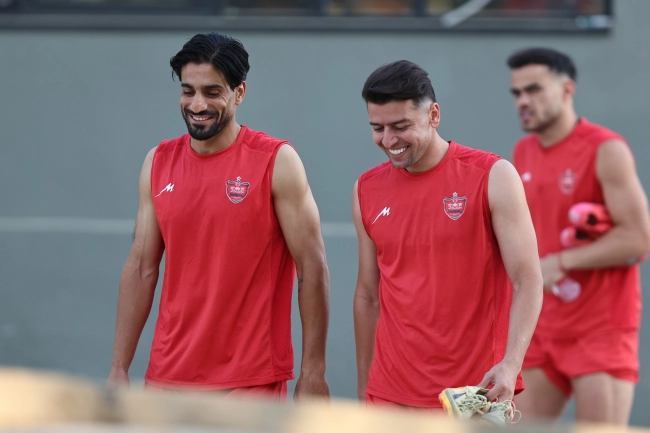 احتمال حضور احمدزاده و مهری در سپاهان یا استقلال؟