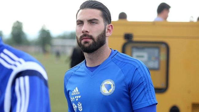 استوری حاشیه ساز کیوسفسکی با پیراهن استقلال + عکس