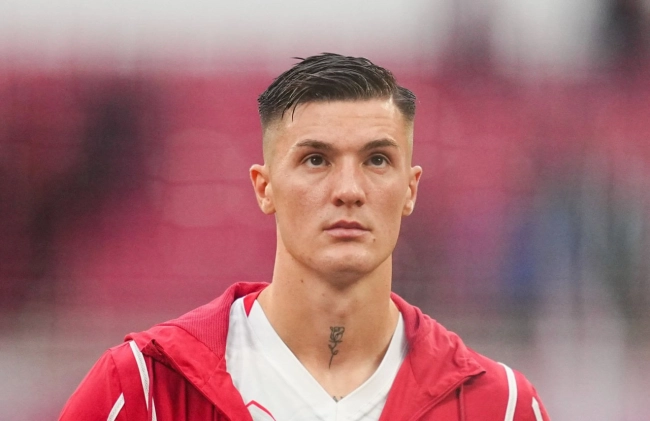 رقابت داغ شد؛ پیشنهاد رسمی یونایتد برای جذب ششکو