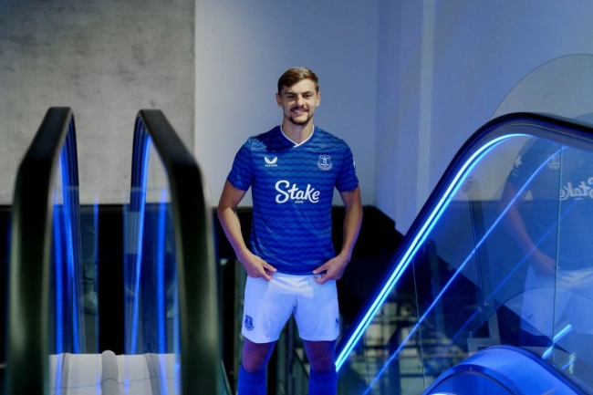 رسمی؛ هافبک مغضوب مارسکا در اورتون