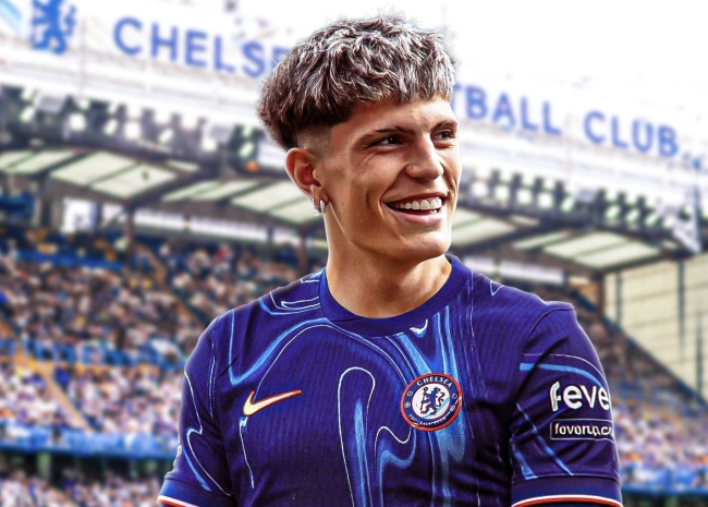 از اولدترافورد به استمفوردبریج؛ آغاز مذاکرات برای انتقال گارناچو