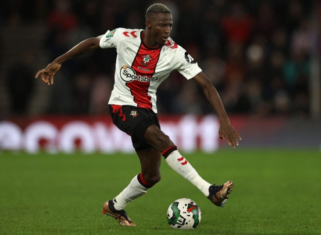 ادعای رسانه آفریقایی؛ توافق نهایی جنپو با استقلال