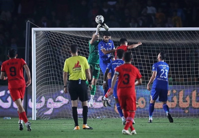 احتمال تغییر میزبانی یک بازی از هفته اول لیگ برتر؛ استقلال - تراکتور در تبریز اما بدون تماشاگر؟